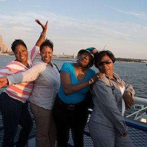 Meet your Posher, Sharon